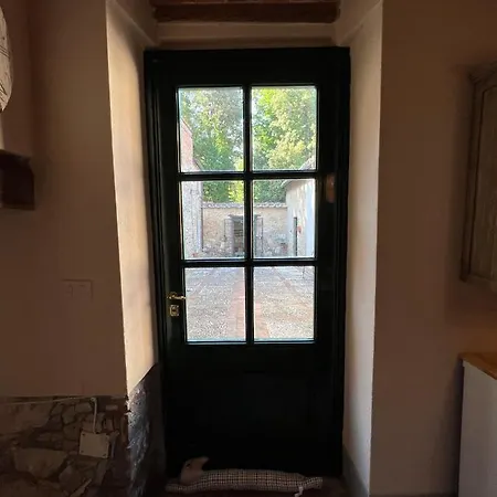 Borgo Al Canto Degli Alberi ルッカ